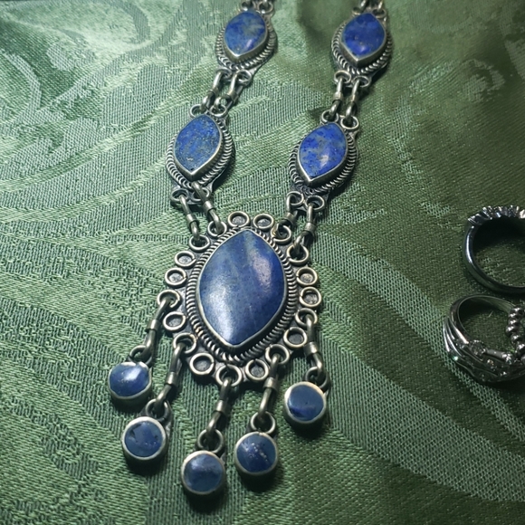 African made metal and lapis lazuli necklace - Picture 1 of 4